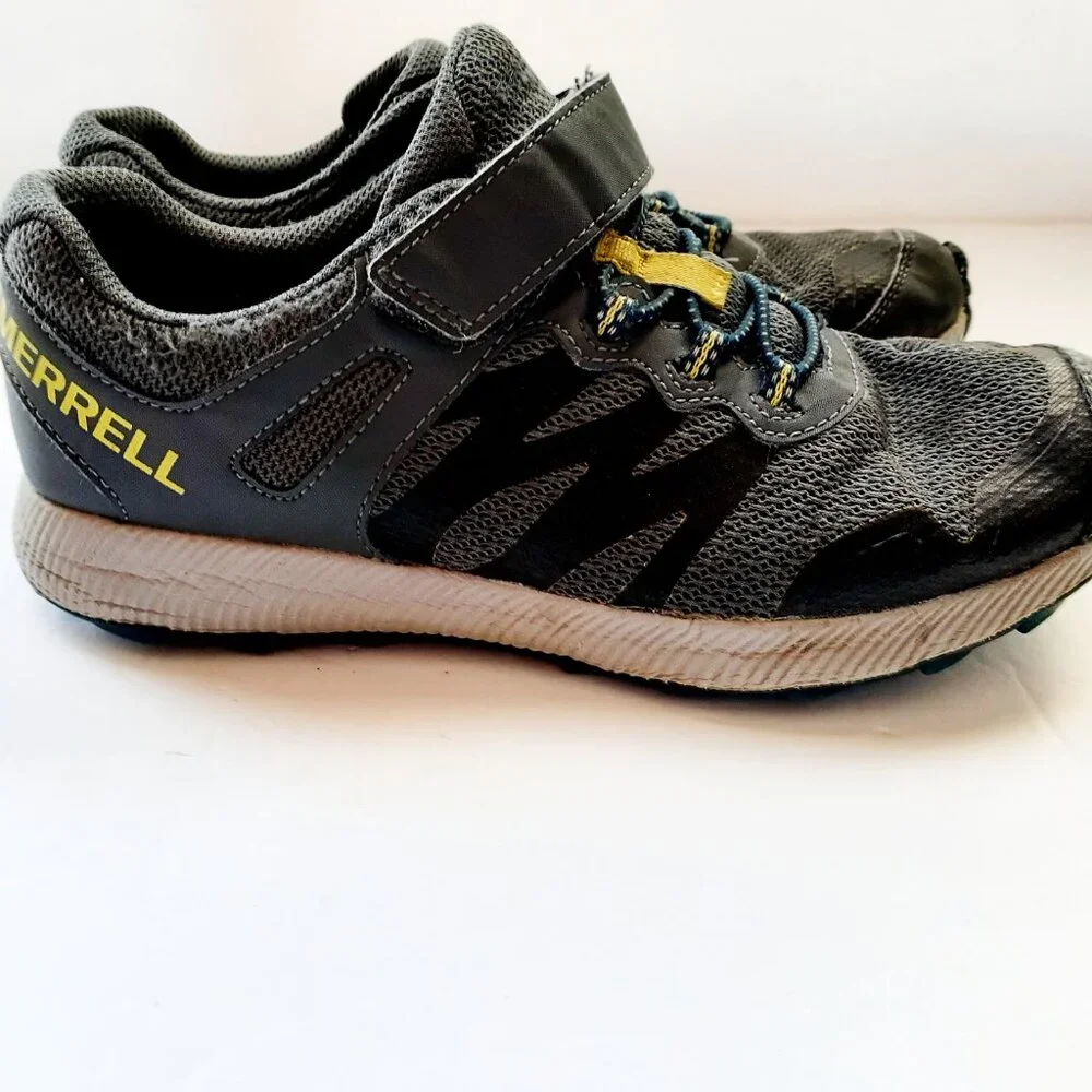 Merrell Boys Shoes Gray Nova 2 Trail Running Hiking 4.5